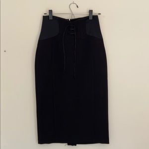 Eva Mendes pencil skirt